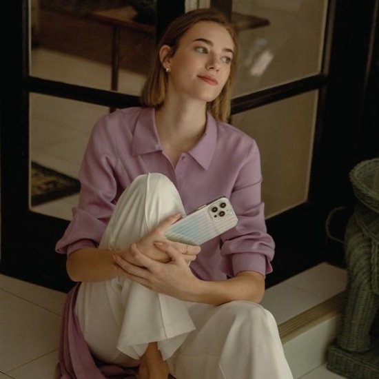 Etui UNIQ Coehl Linear Apple iPhone 14 Pro Max opalowy/iridescent